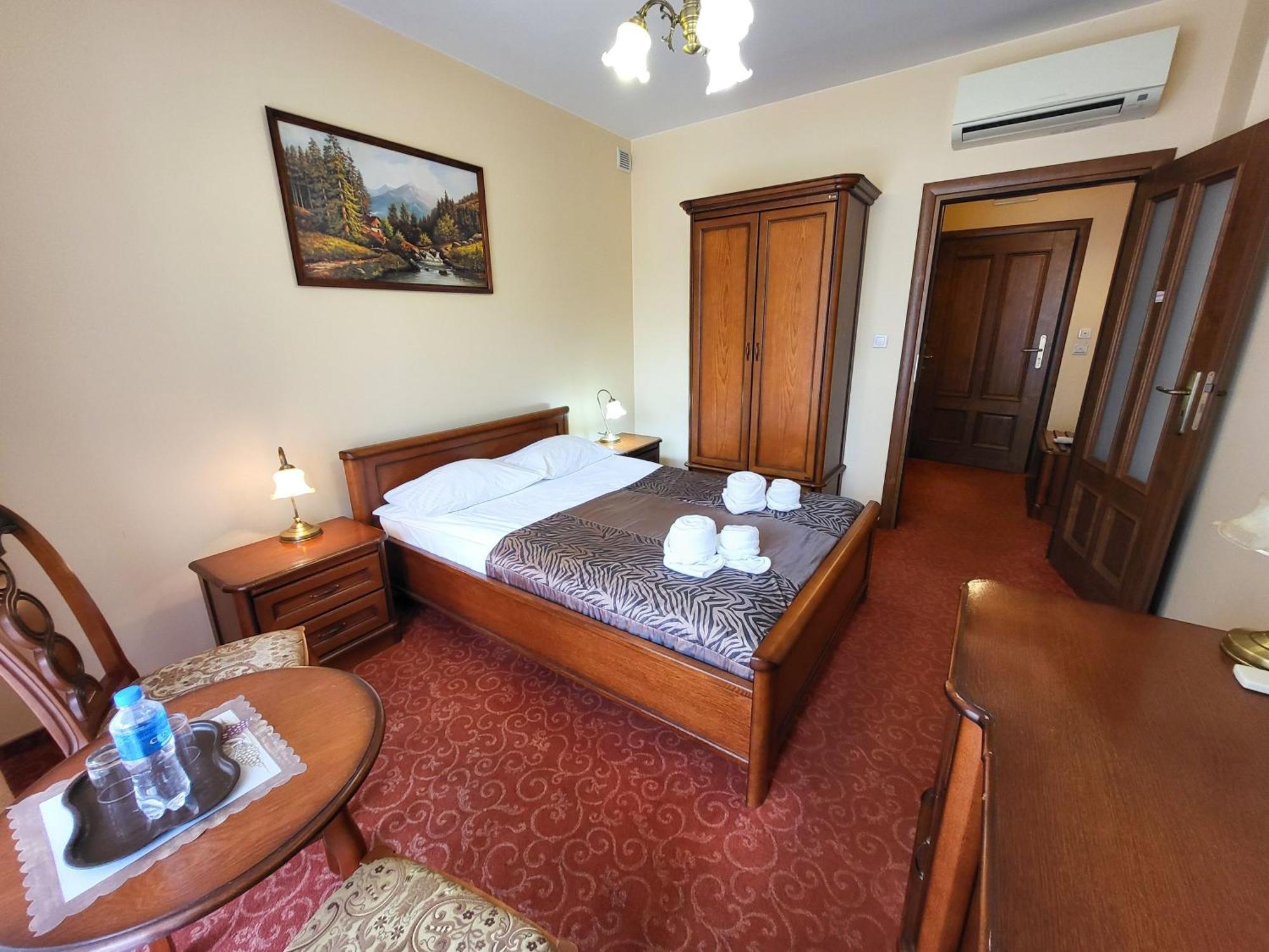 Hotel Hesperus Międzyrzec Podlaski Eksteriør bilde
